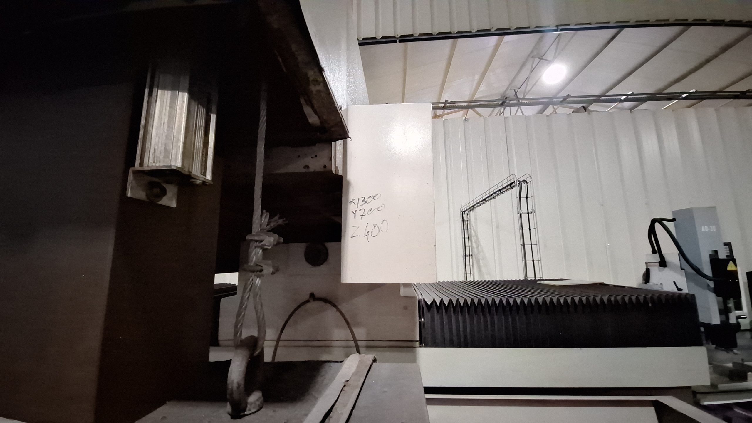 Cleancut EDM 650 CNC Electro Erosão - Image 8