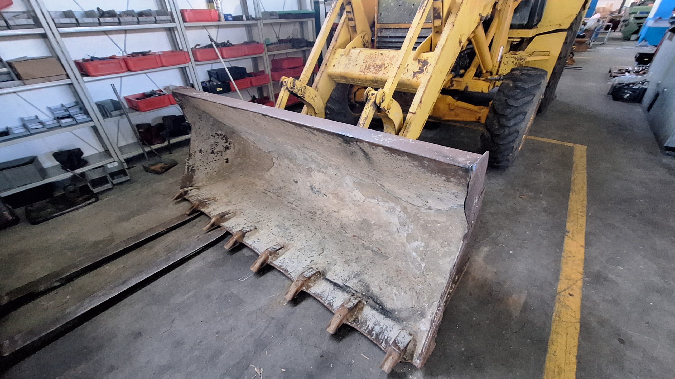 Retroescavadora Massey Ferguson - Image 2