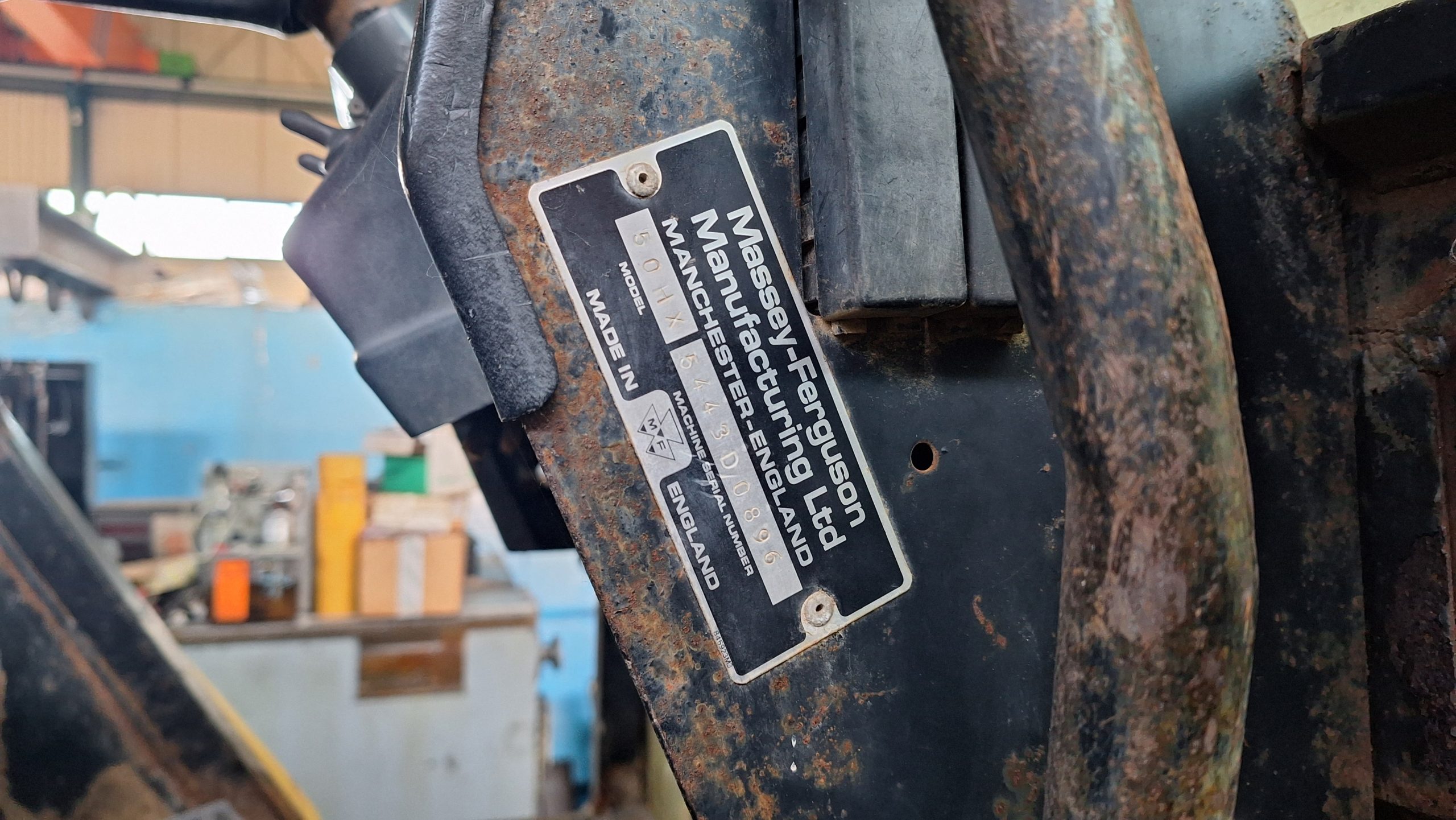 Retroescavadora Massey Ferguson - Image 8