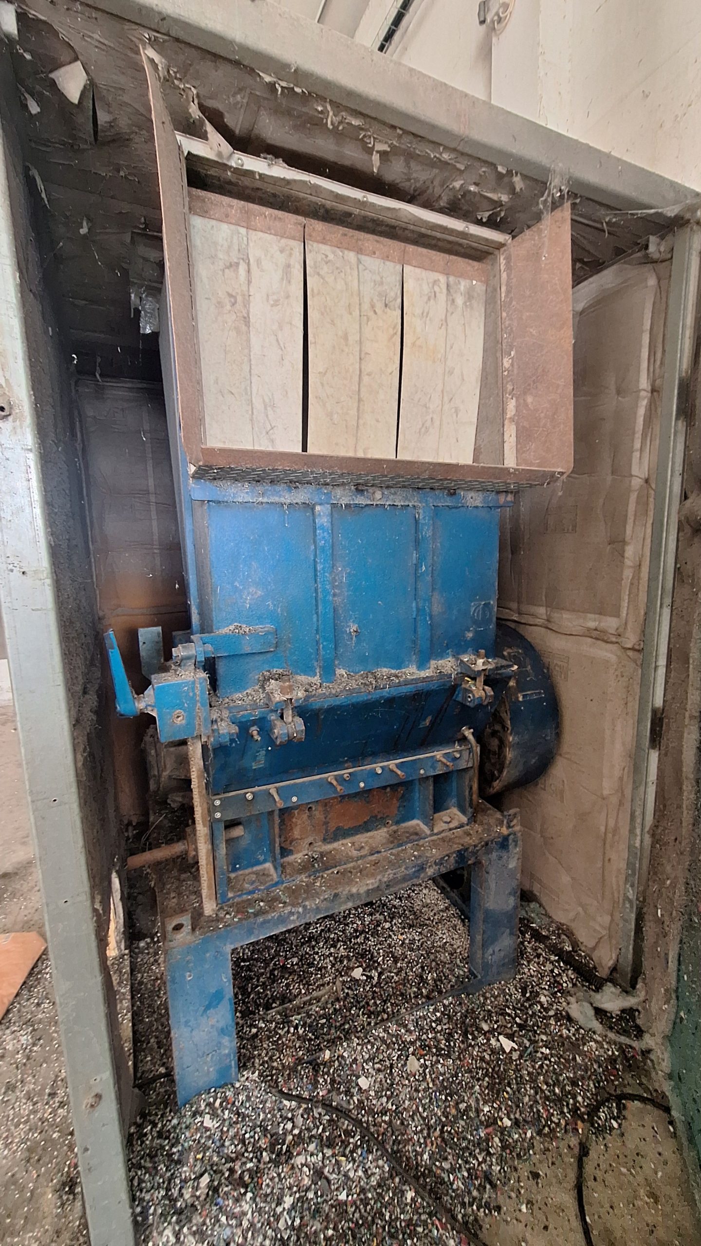 Triturador de plástico - Image 7