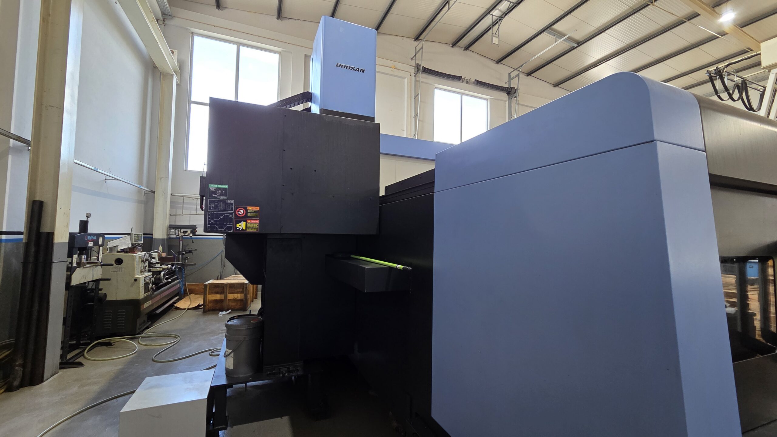 Centro de Maquinaçao Doosan BM 1530M bridge-type machining centre